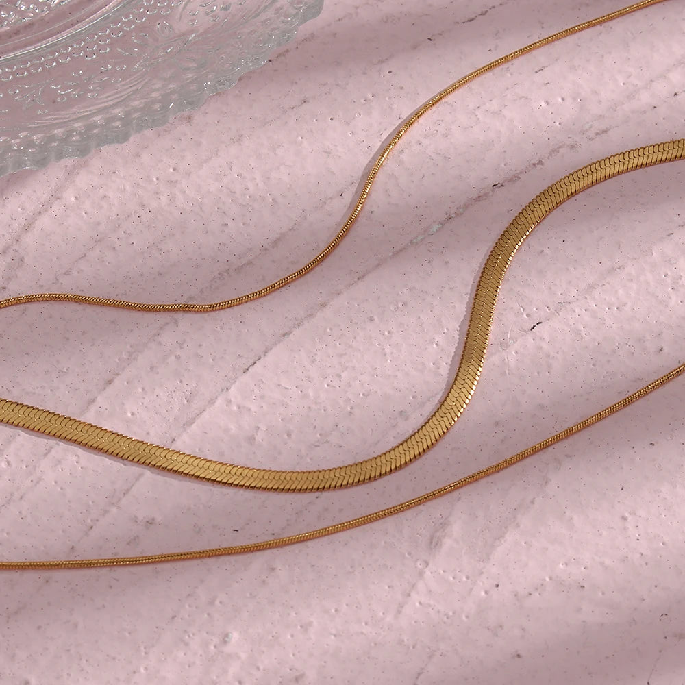 Tarnish Free Stainless Steel 18K Gold Plated Herryingbone Thin Snake Chain Layer Necklace Sexy Women's Gold Chain Necklace-Serilas