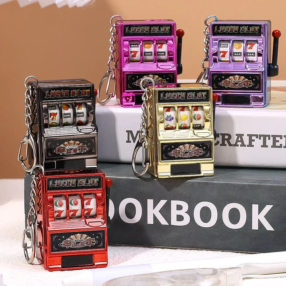 Retro Mini Fruit Machine Keychain Game Winning Best Friend Gift Toy Key Holder Coin Games Console Creative Slot Casino Model-Serilas