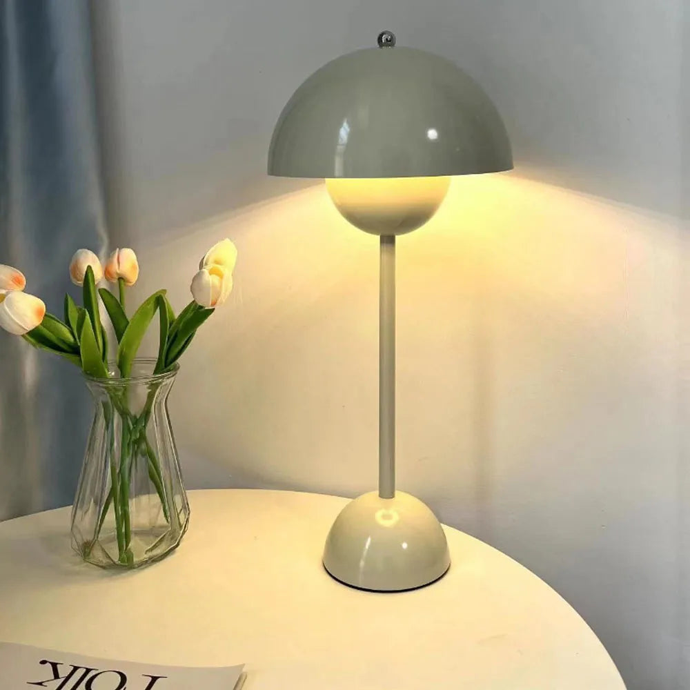 Minimalist Atmosphere Bedroom Bedside Decoration Table Lamp Creative Study Office Table LED Children's and Flower Bud Table Lamp-Serilas