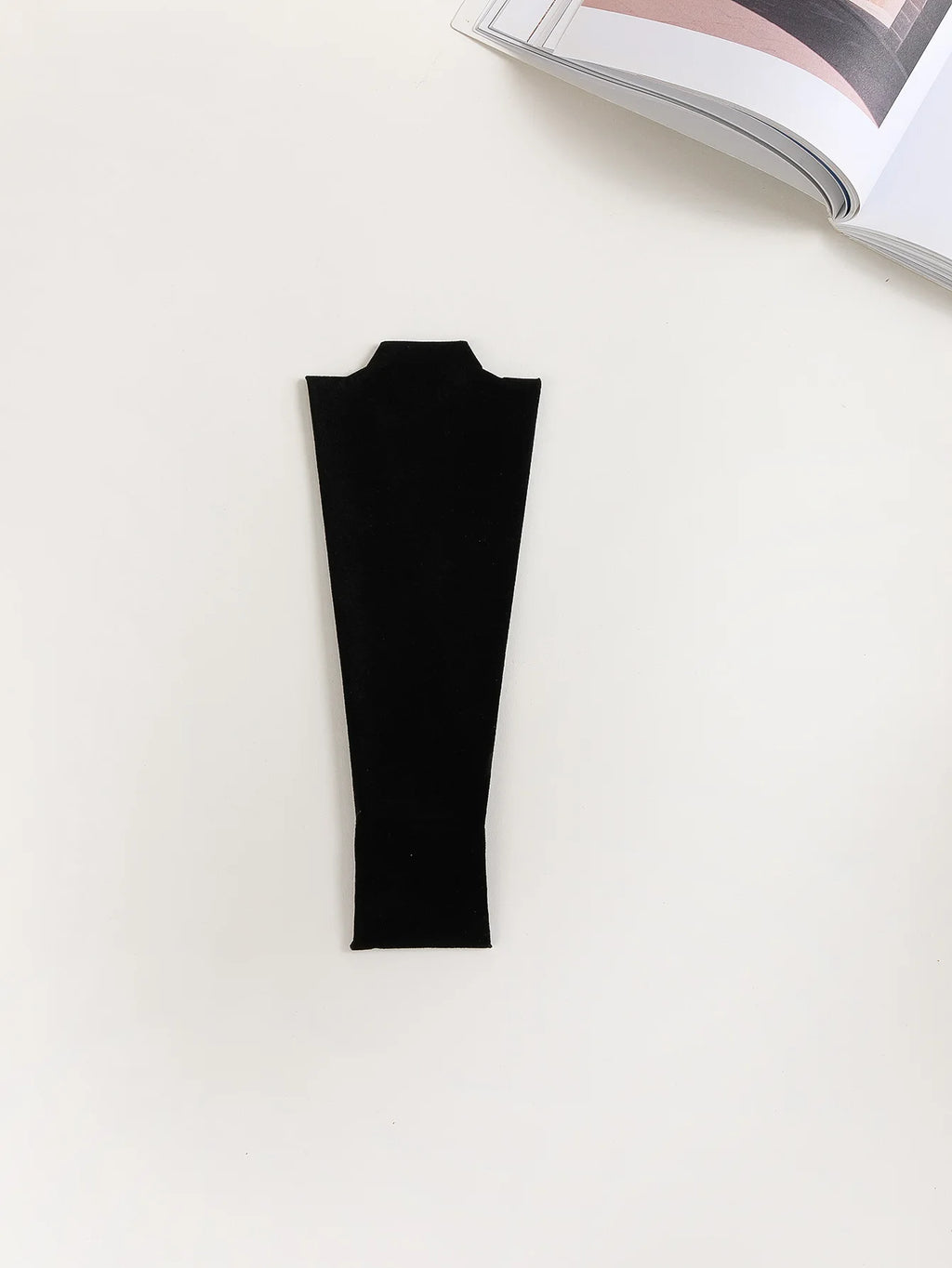 Velvet Portrait Necklace Display Pendant Organizer Jewelry Display Stand Jewelry Mannequin Bust Necklace Pendant Window Display-Serilas