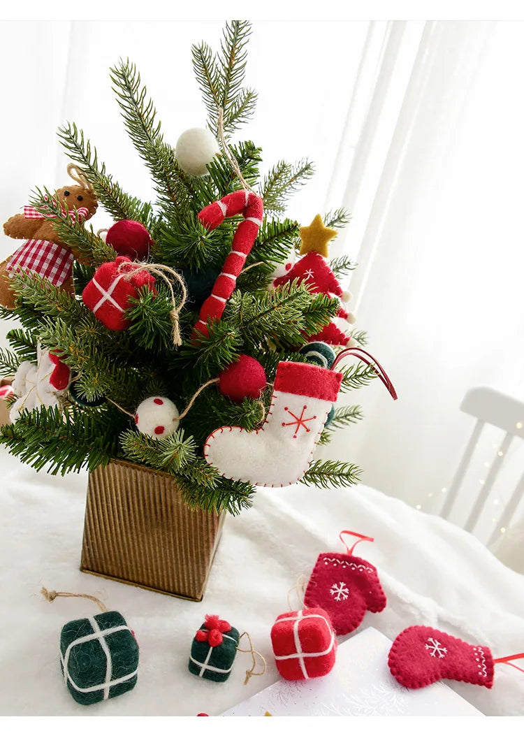 Christmas Tree Snowflake Gift Decoration Pendant Wool Felt Gingerbread Handmade DIY Accessories Christmas New Year Decoration-Serilas