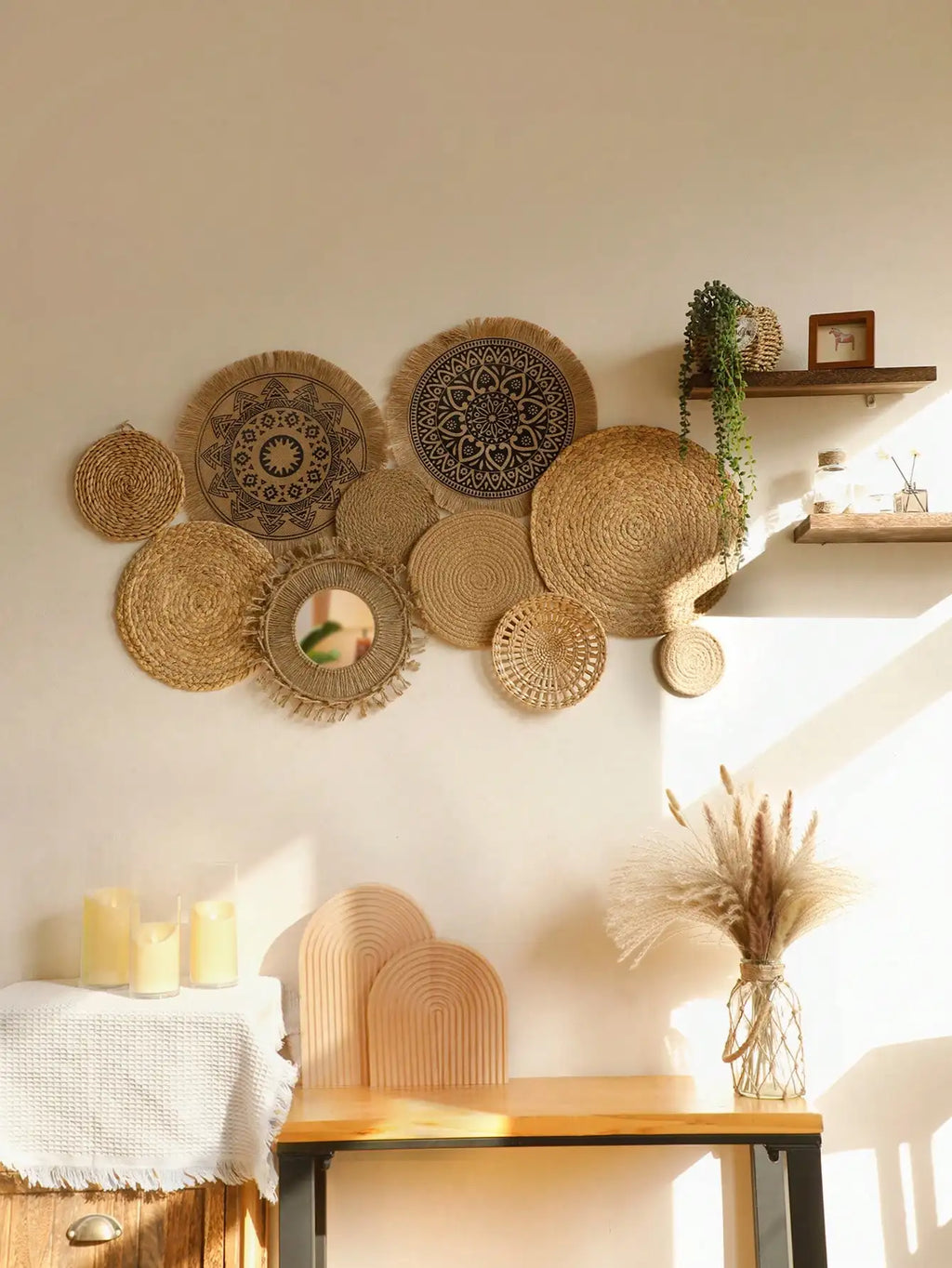 Hanging Woven Cloth Wall Basket Handmade Decorative Rustic Boho Wall Baskets Decor Home Farmhouse Wicker Round Seagrass Baskets-Serilas