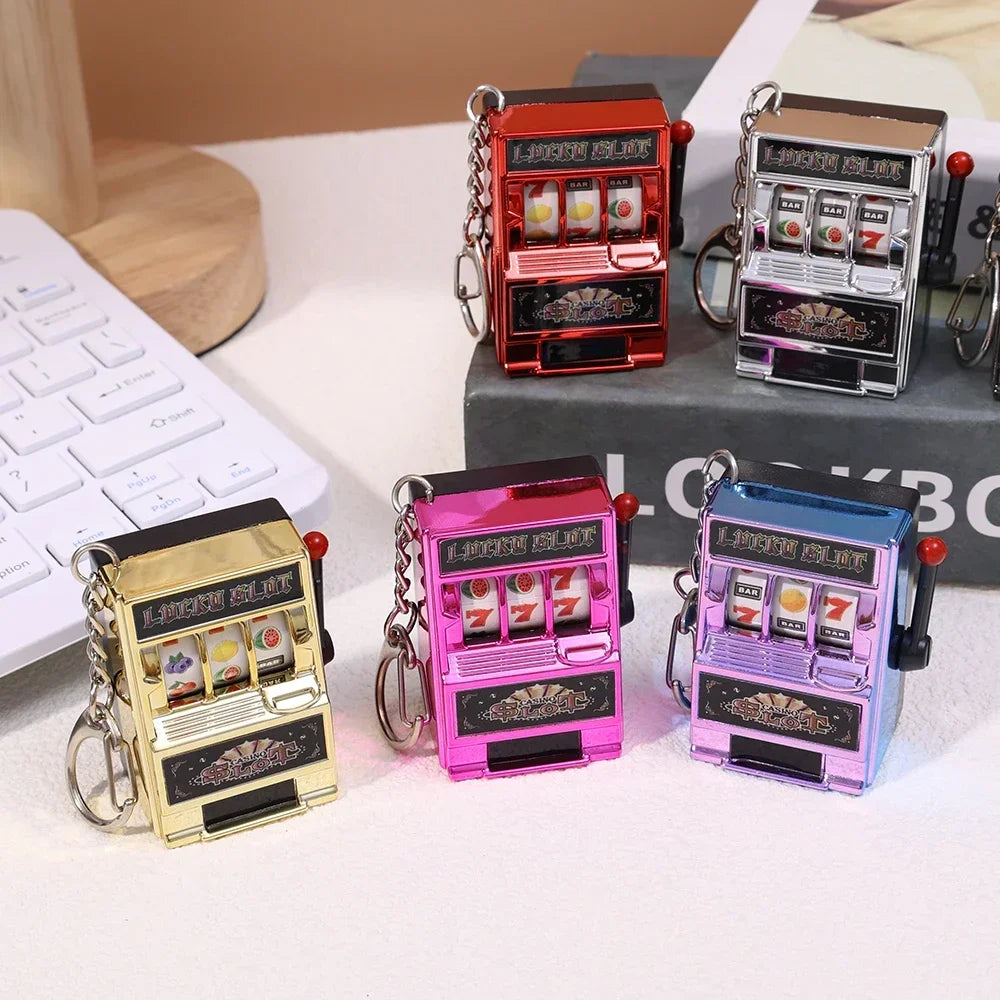 Retro Mini Fruit Machine Keychain Game Winning Best Friend Gift Toy Key Holder Coin Games Console Creative Slot Casino Model-Serilas