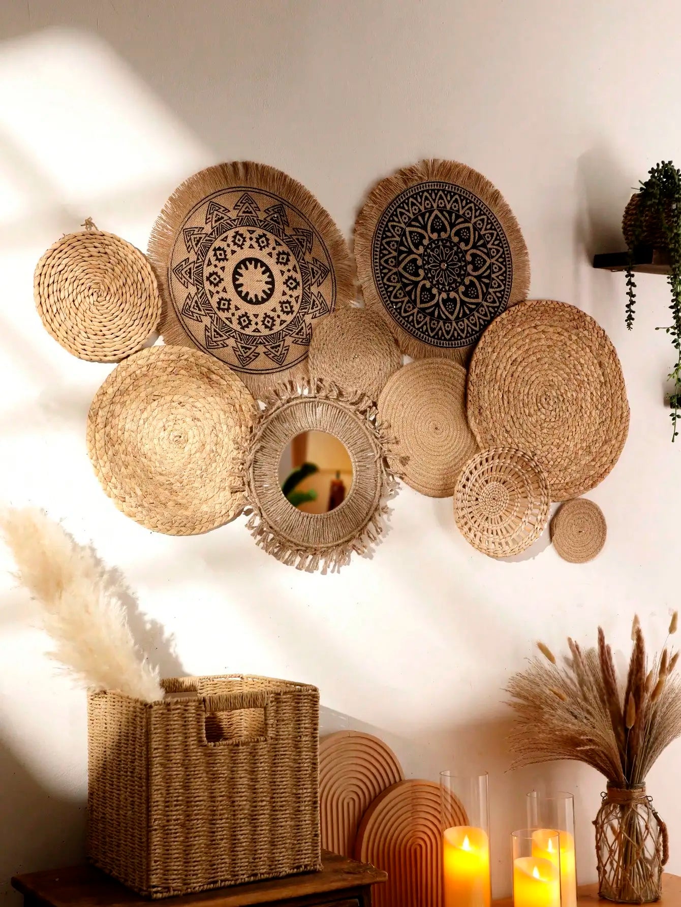 Hanging Woven Cloth Wall Basket Handmade Decorative Rustic Boho Wall Baskets Decor Home Farmhouse Wicker Round Seagrass Baskets-Serilas