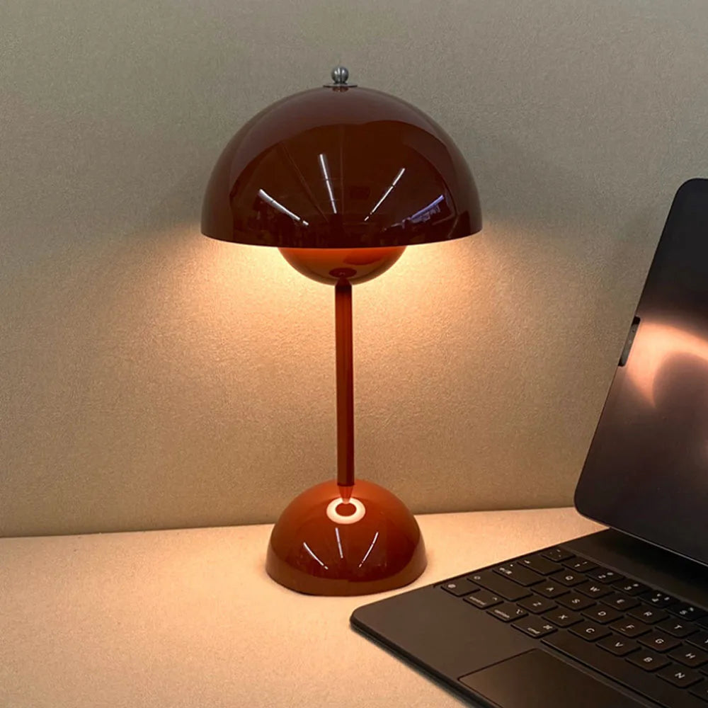 Minimalist Atmosphere Bedroom Bedside Decoration Table Lamp Creative Study Office Table LED Children's and Flower Bud Table Lamp-Serilas